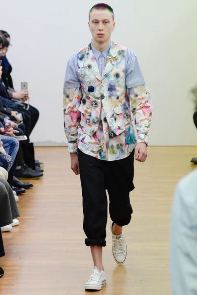 Look 11